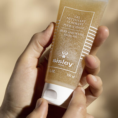 Sisley Paris - Gel Nettoyant Gommant 100ml